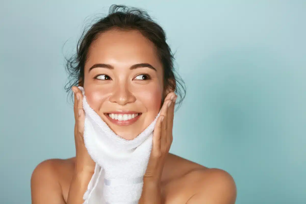 CAN VAPING CAUSE ACNE AND SKIN PROBLEMS?